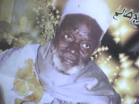 le venéré Cheikh Ahmadou Bamba Mbacké ( vers 1853 à 1927 )